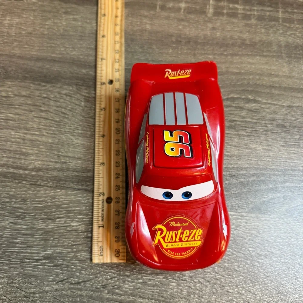 Disney Pixar Cars Lightning McQueen Red Rust-eze 95 Race Car Toy 2020 Mattel